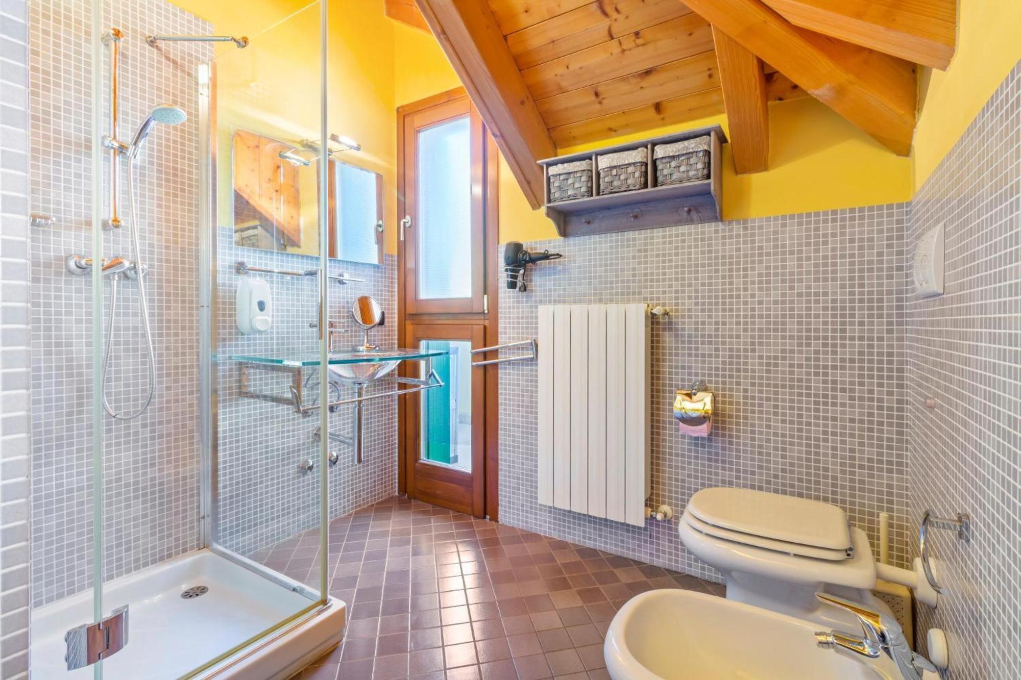 Lovely Orange House Viggiù エクステリア 写真